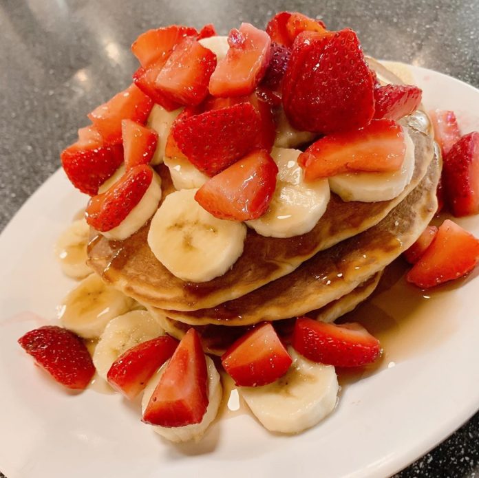 breakfast pancakes with strawberries and bananas